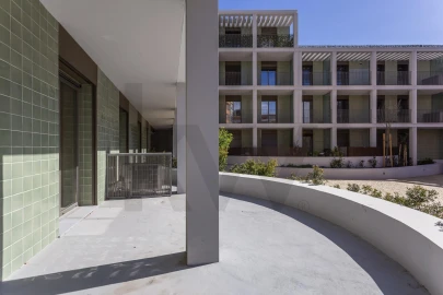 Apartamento T2 para Arrendamento em Algés, Linda-A-Velha e Cruz Quebrada-Dafundo