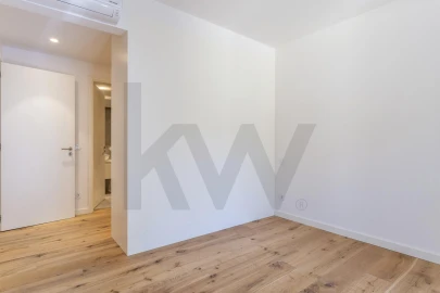 Apartamento T2 para Arrendamento em Algés, Linda-A-Velha e Cruz Quebrada-Dafundo