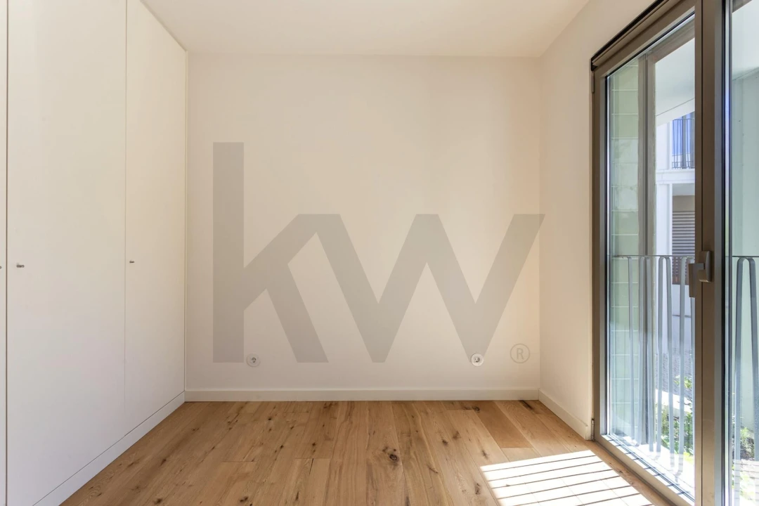 Apartamento T2 para Arrendamento em Algés, Linda-A-Velha e Cruz Quebrada-Dafundo Foto 19