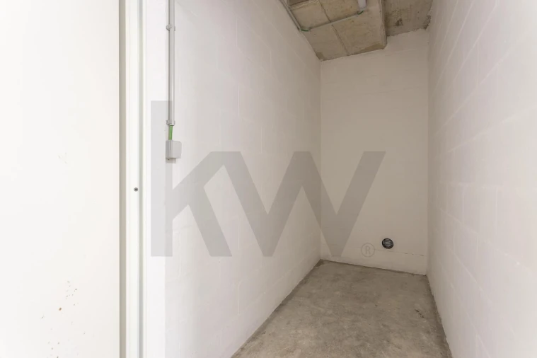 Apartamento T2 para Arrendamento em Algés, Linda-A-Velha e Cruz Quebrada-Dafundo Foto 29