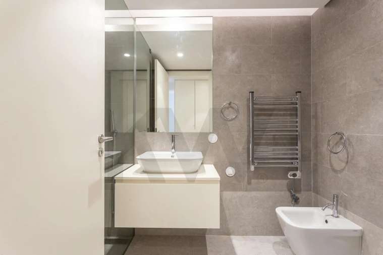 Apartamento T2 para Arrendamento em Algés, Linda-A-Velha e Cruz Quebrada-Dafundo Foto 22