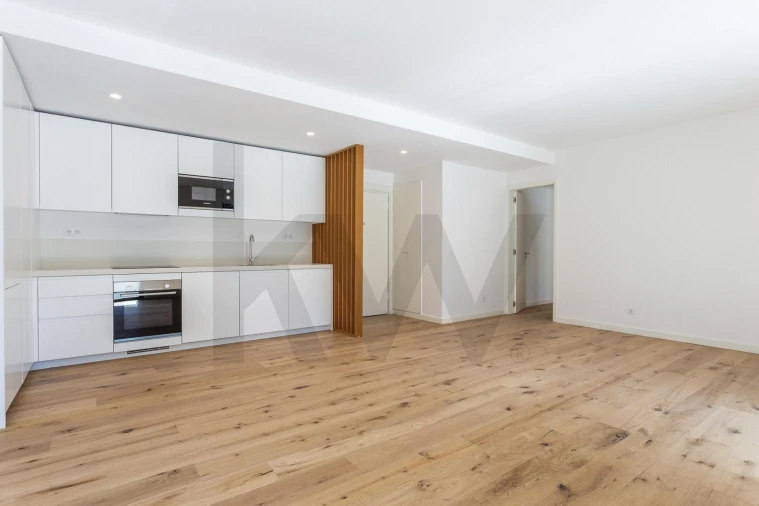 Apartamento T2 para Arrendamento em Algés, Linda-A-Velha e Cruz Quebrada-Dafundo Foto 4