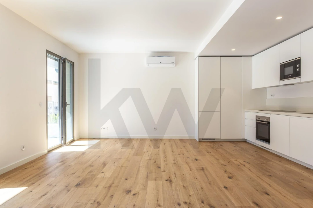 Apartamento T2 para Arrendamento em Algés, Linda-A-Velha e Cruz Quebrada-Dafundo Foto 5