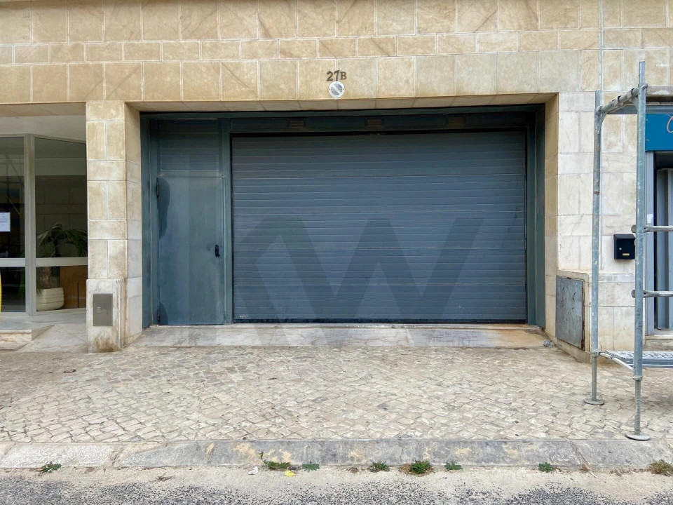 Apartamento T4 para Arrendamento em Lumiar Foto 22