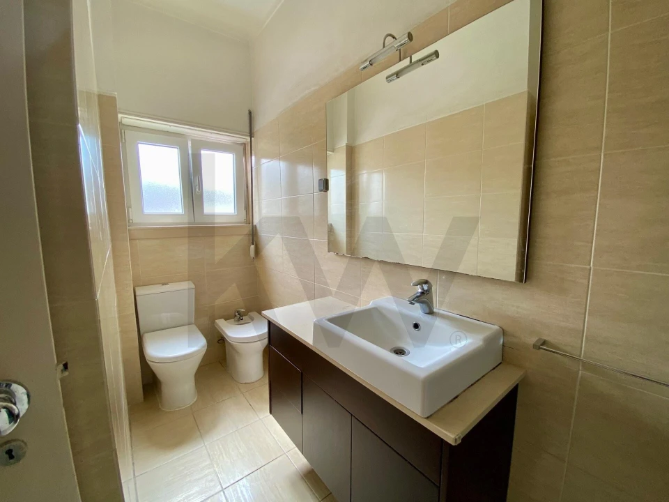 Apartamento T4 para Arrendamento em Lumiar Foto 19