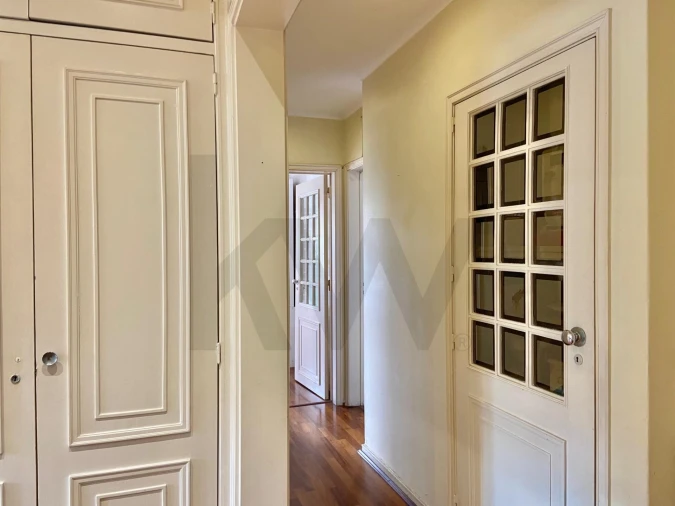 Apartamento T4 para Arrendamento em Lumiar Foto 4