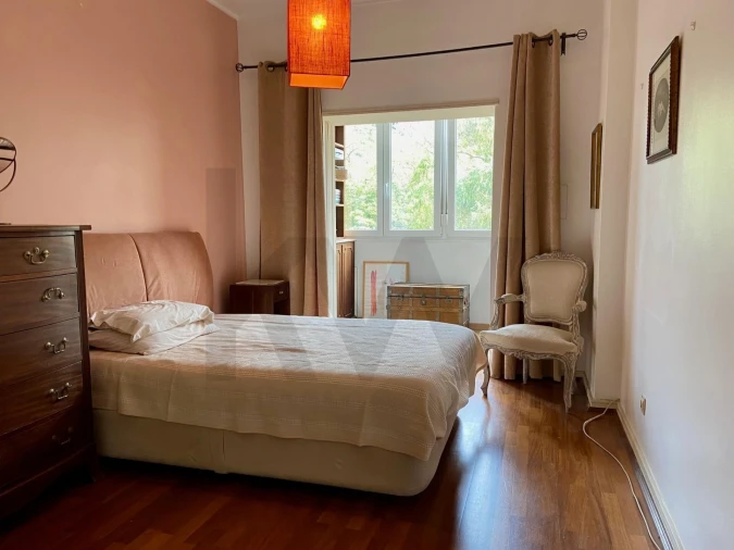 Apartamento T4 para Arrendamento em Lumiar Foto 8
