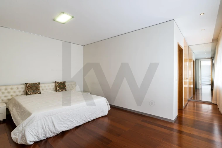 Apartamento T1 para Arrendamento em Ramalde Foto 14