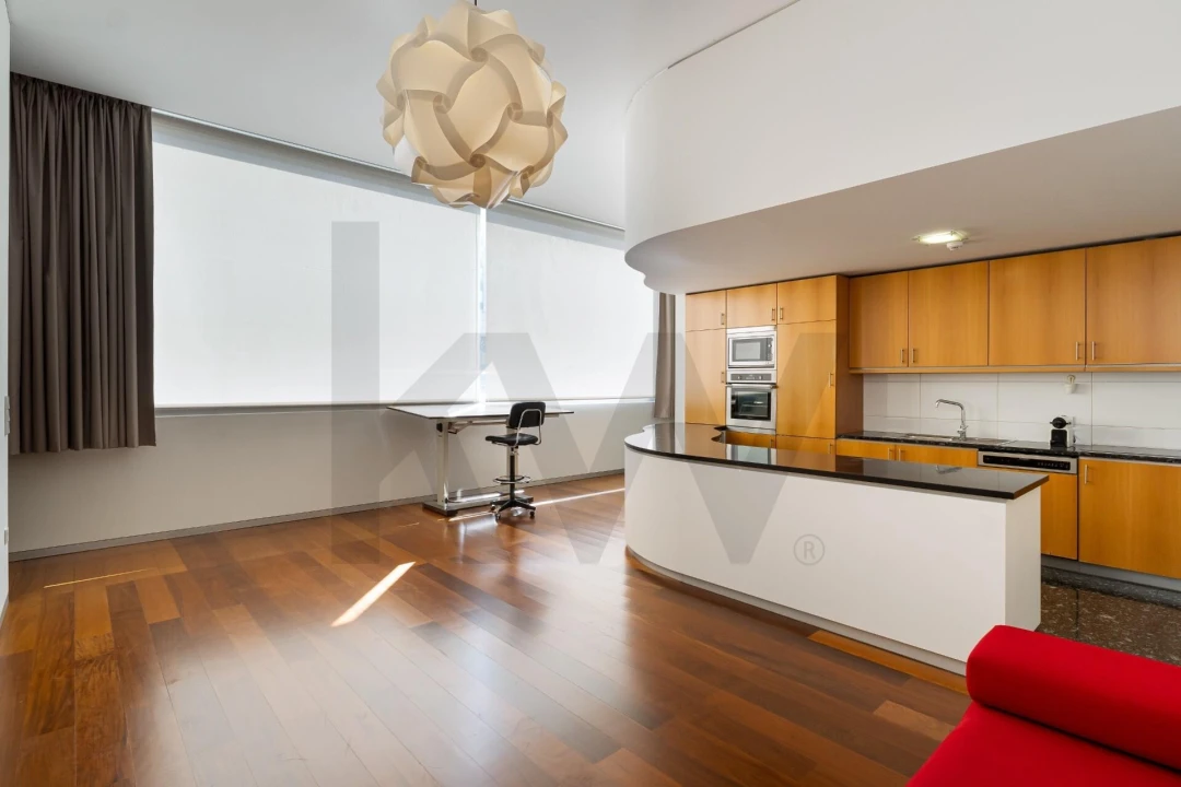 Apartamento T1 para Arrendamento em Ramalde Foto 5