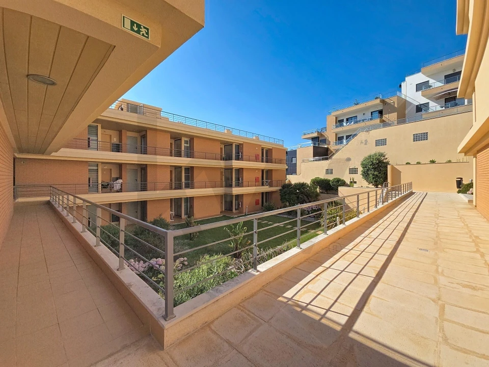 Apartamento T1 para Arrendamento em Lourinhã e Atalaia Foto 45