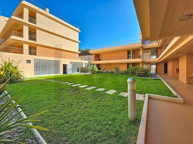 Apartamento T1 para Arrendamento em Lourinhã e Atalaia Foto 53