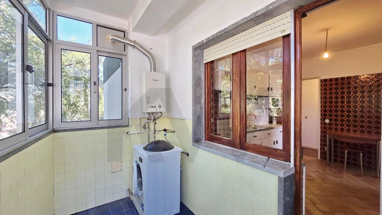 Apartamento T3 para Venda em Santo Antonio dos Olivais Foto 11