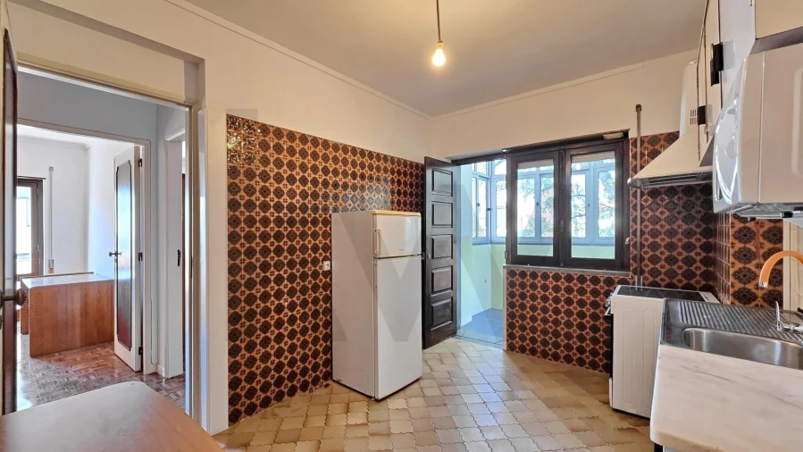 Apartamento T3 para Venda em Santo Antonio dos Olivais Foto 7