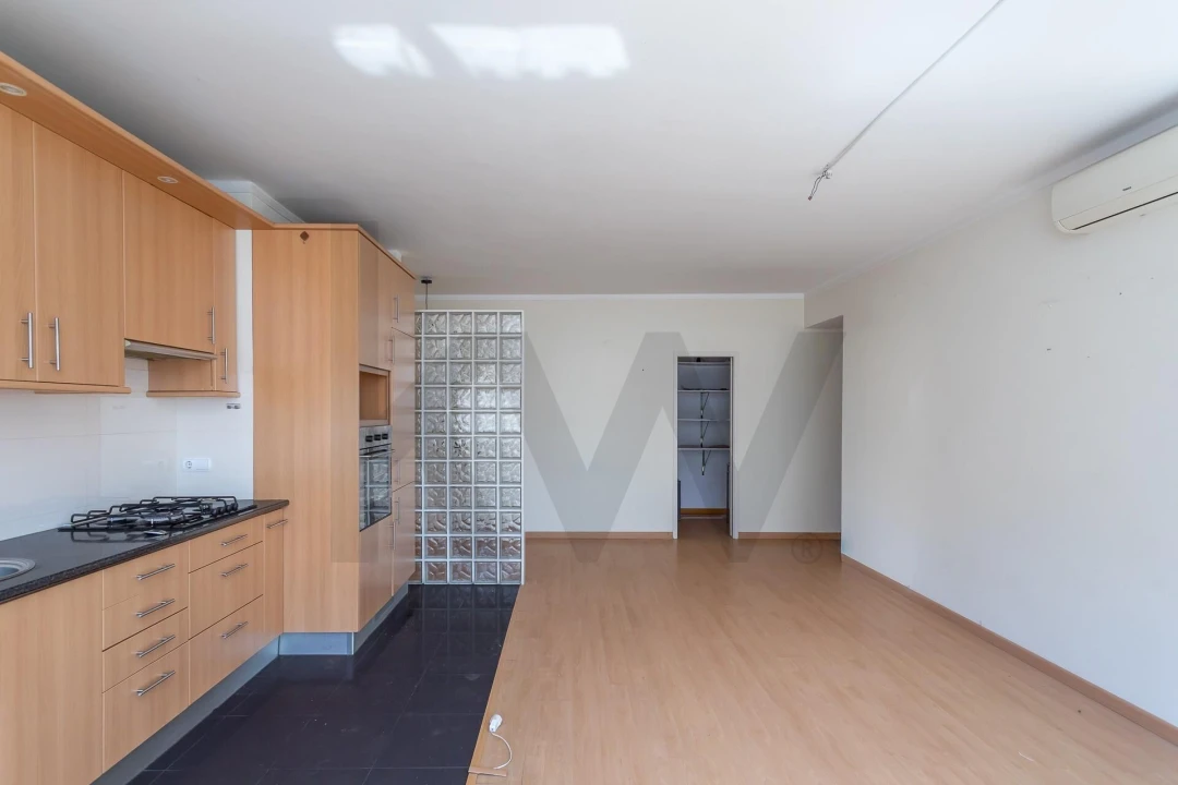 Apartamento T3 para Venda em Cacém e São Marcos Foto 3