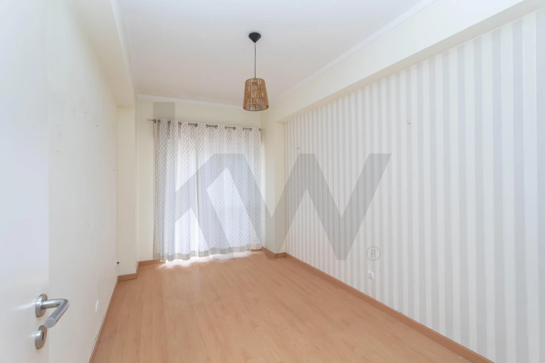 Apartamento T3 para Venda em Cacém e São Marcos Foto 11