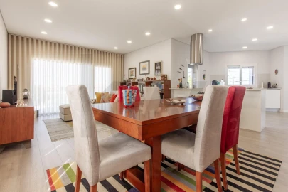 Apartamento T2 para Venda em Azeitão (São Lourenço e São Simão)