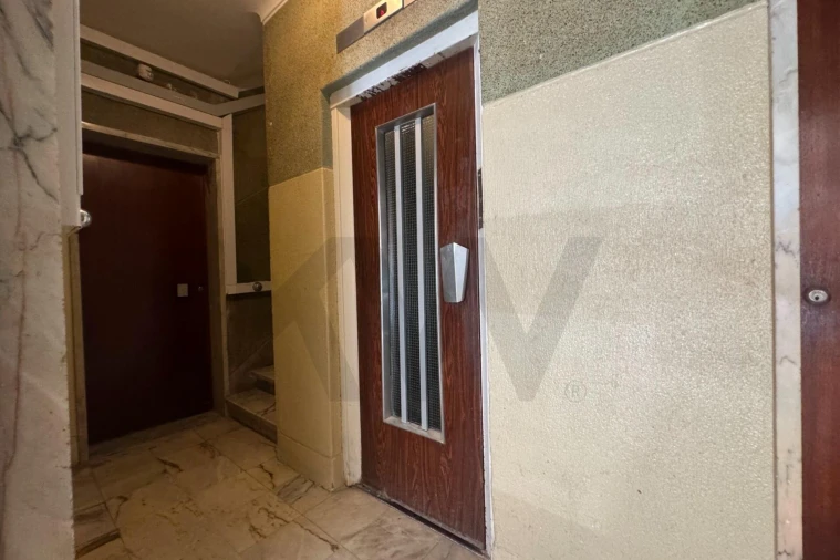 Apartamento T2 para Venda em Massamá e Monte Abraão Foto 20