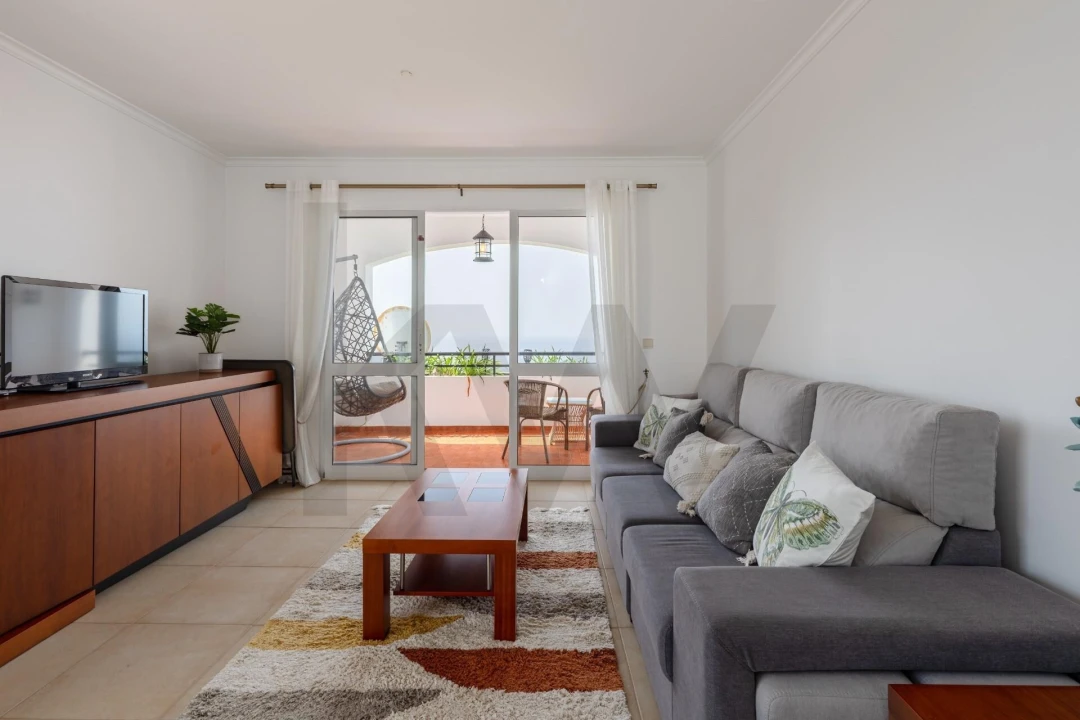 Apartamento T2 para Venda em Caniço Foto 7