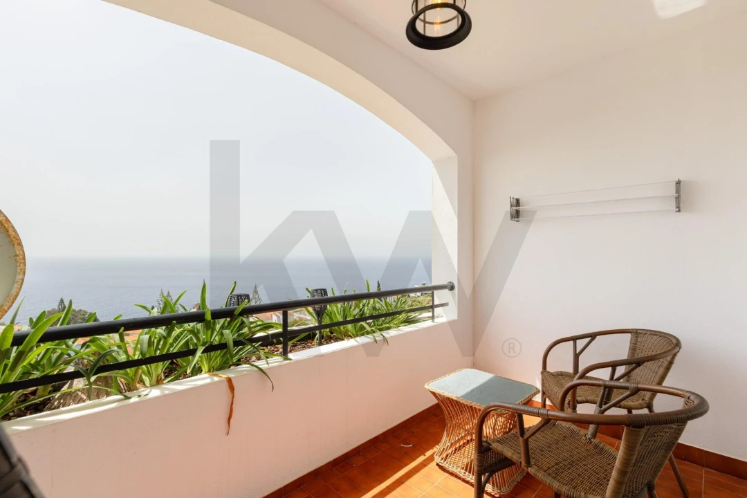 Apartamento T2 para Venda em Caniço Foto 10