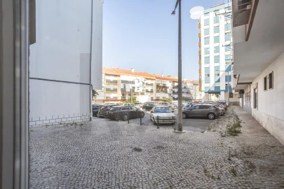 Loja para Venda em Corroios