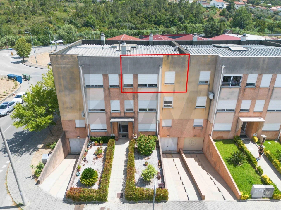 Apartamento T2 para Venda em Sé Nova, Santa Cruz, Almedina e São Bartolomeu Foto 1