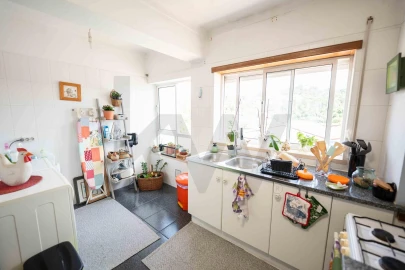 Apartamento T2 para Venda em Sé Nova, Santa Cruz, Almedina e São Bartolomeu