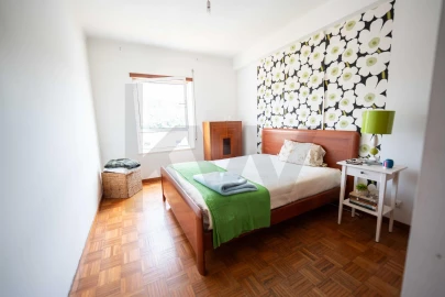 Apartamento T2 para Venda em Sé Nova, Santa Cruz, Almedina e São Bartolomeu