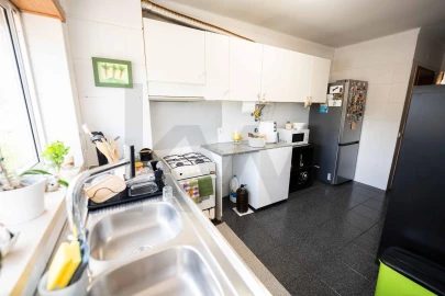 Apartamento T2 para Venda em Sé Nova, Santa Cruz, Almedina e São Bartolomeu