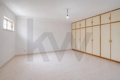 Moradia T6 para Venda em Leiria, Pousos, Barreira e Cortes
