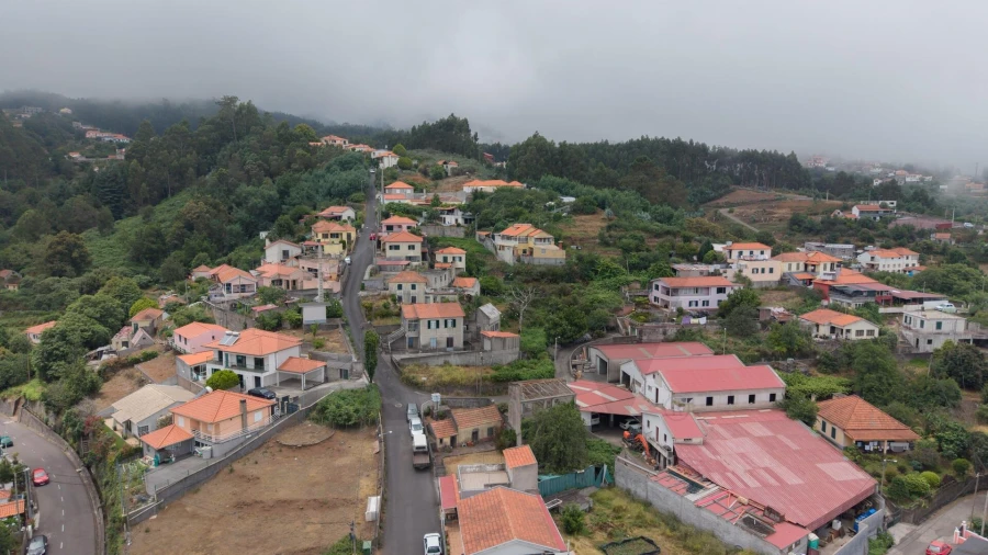 Moradia T1 para Venda em Camacha Foto 16