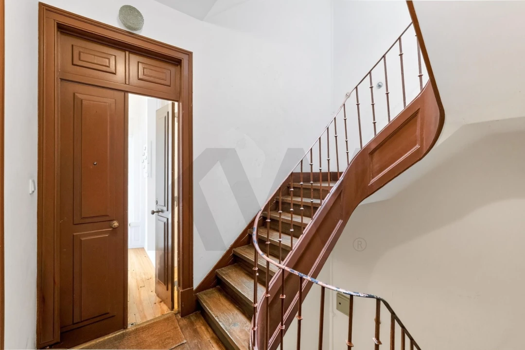 Apartamento T2 para Venda em Penha de França Foto 5