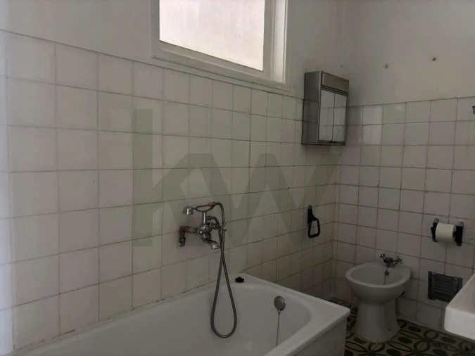 Apartamento T2 para Venda em Alfragide Foto 4