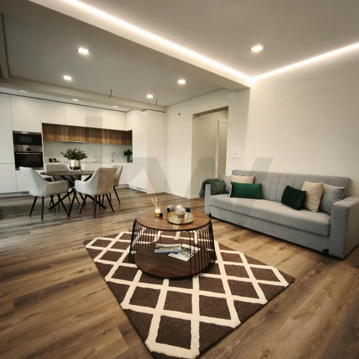 Apartamento T3 para Venda em Benfica Foto 2