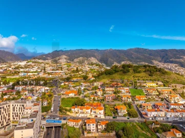 Moradia T3 para Venda em São Martinho