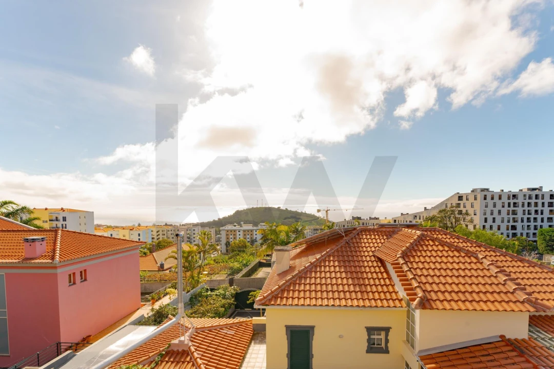 Moradia T3 para Venda em São Martinho Foto 49