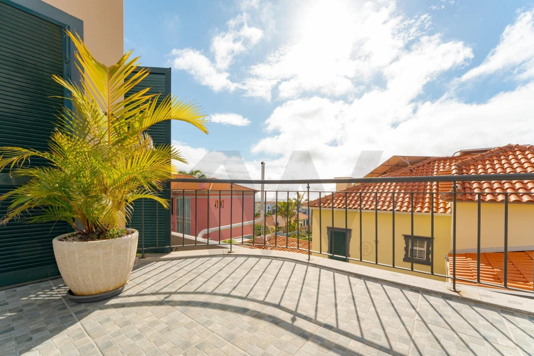 Moradia T3 para Venda em São Martinho Foto 2