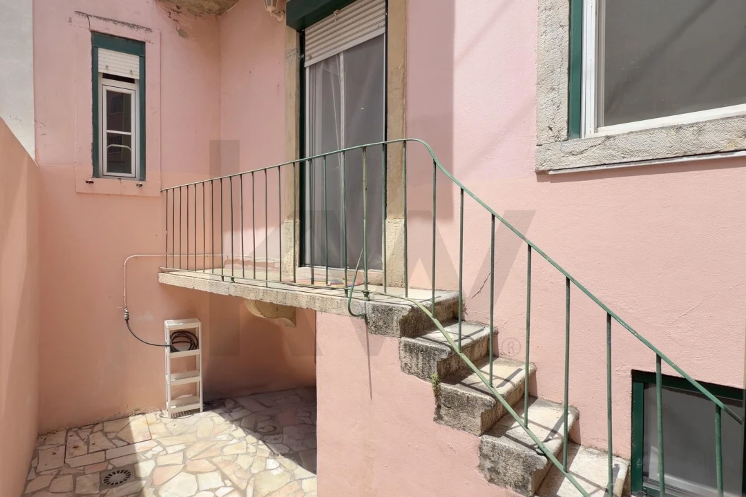 Apartamento T1 para Venda em Arroios Foto 25