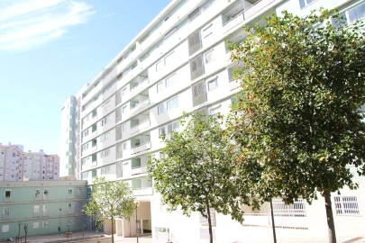 Apartamento T1 para Venda em Santa Clara