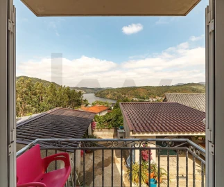 Moradia T3 para Venda em Raiva, Pedorido e Paraíso