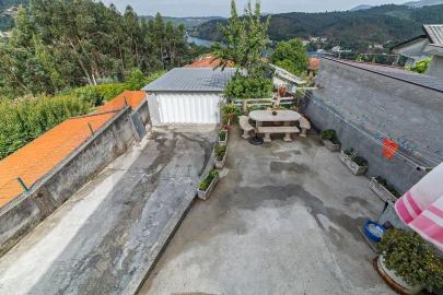 Moradia T3 para Venda em Raiva, Pedorido e Paraíso