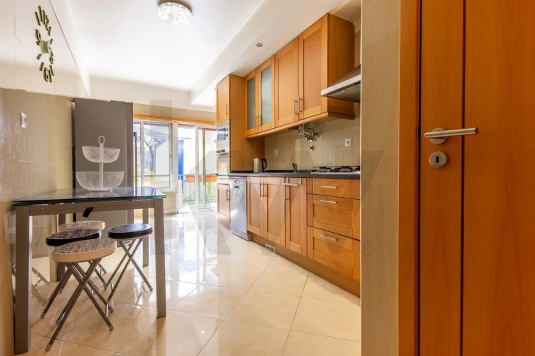 Apartamento T2 para Venda em Seixal, Arrentela e Aldeia de Paio Pires Foto 7