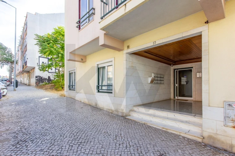 Apartamento T2 para Venda em Seixal, Arrentela e Aldeia de Paio Pires Foto 22
