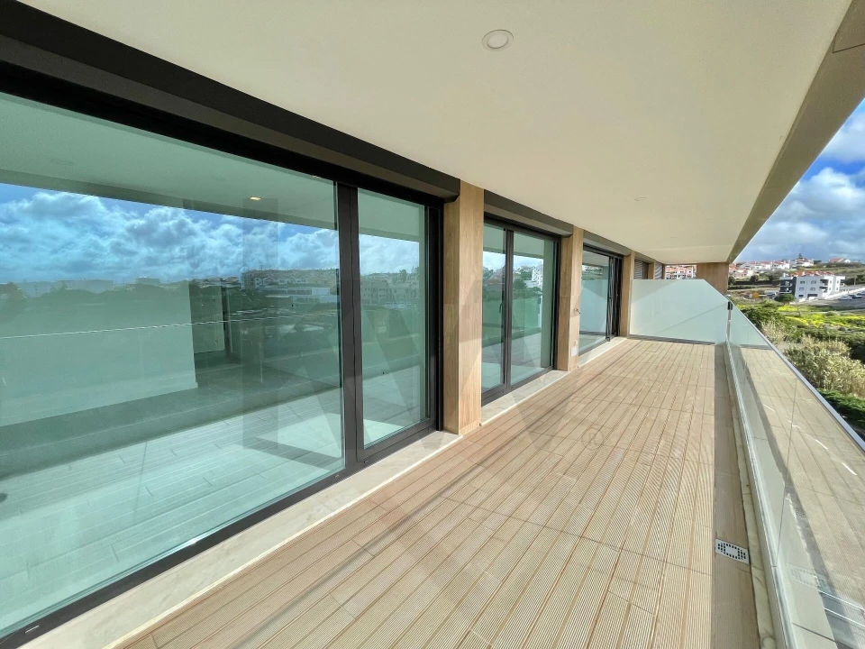 Apartamento T2 para Arrendamento em Ericeira Foto 3