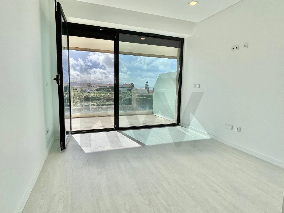 Apartamento T2 para Arrendamento em Ericeira Foto 14