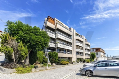 Apartamento T3 para Arrendamento em Gondomar (São Cosme), Valbom e Jovim