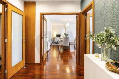 Apartamento T3 para Arrendamento em Gondomar (São Cosme), Valbom e Jovim