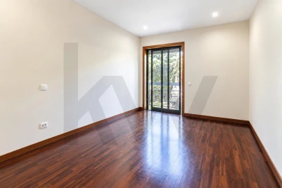 Apartamento T3 para Arrendamento em Gondomar (São Cosme), Valbom e Jovim