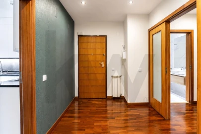Apartamento T3 para Arrendamento em Gondomar (São Cosme), Valbom e Jovim
