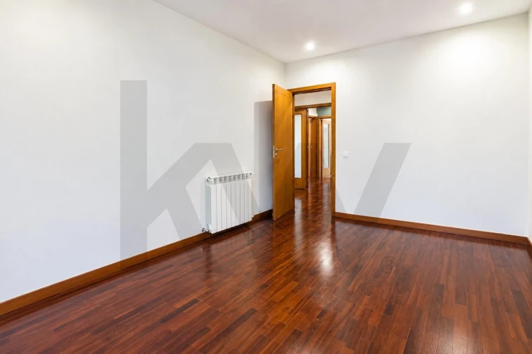 Apartamento T3 para Arrendamento em Gondomar (São Cosme), Valbom e Jovim Foto 30