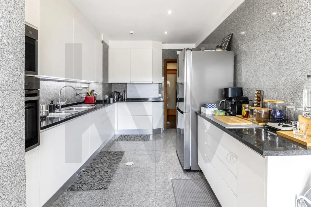 Apartamento T3 para Arrendamento em Gondomar (São Cosme), Valbom e Jovim Foto 22